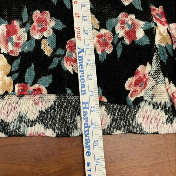 Show me your MuMu Mellow Bonfire Sweater Black Floral Boho Tunic - Picture 9 of 14